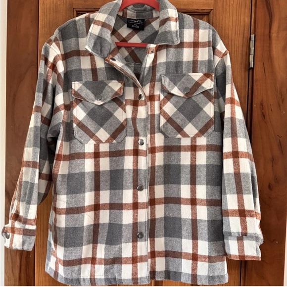 HFX Jackets & Blazers - HFX Flannel Jacket Women's Medium Gray Orange Plaid Snap Shacket Fall